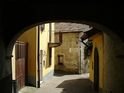 Strasse in Pino Lago Maggiore