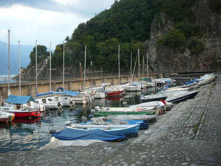 Promenade von Maccagno - entlang am See