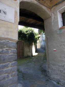 Gasse Tronzano